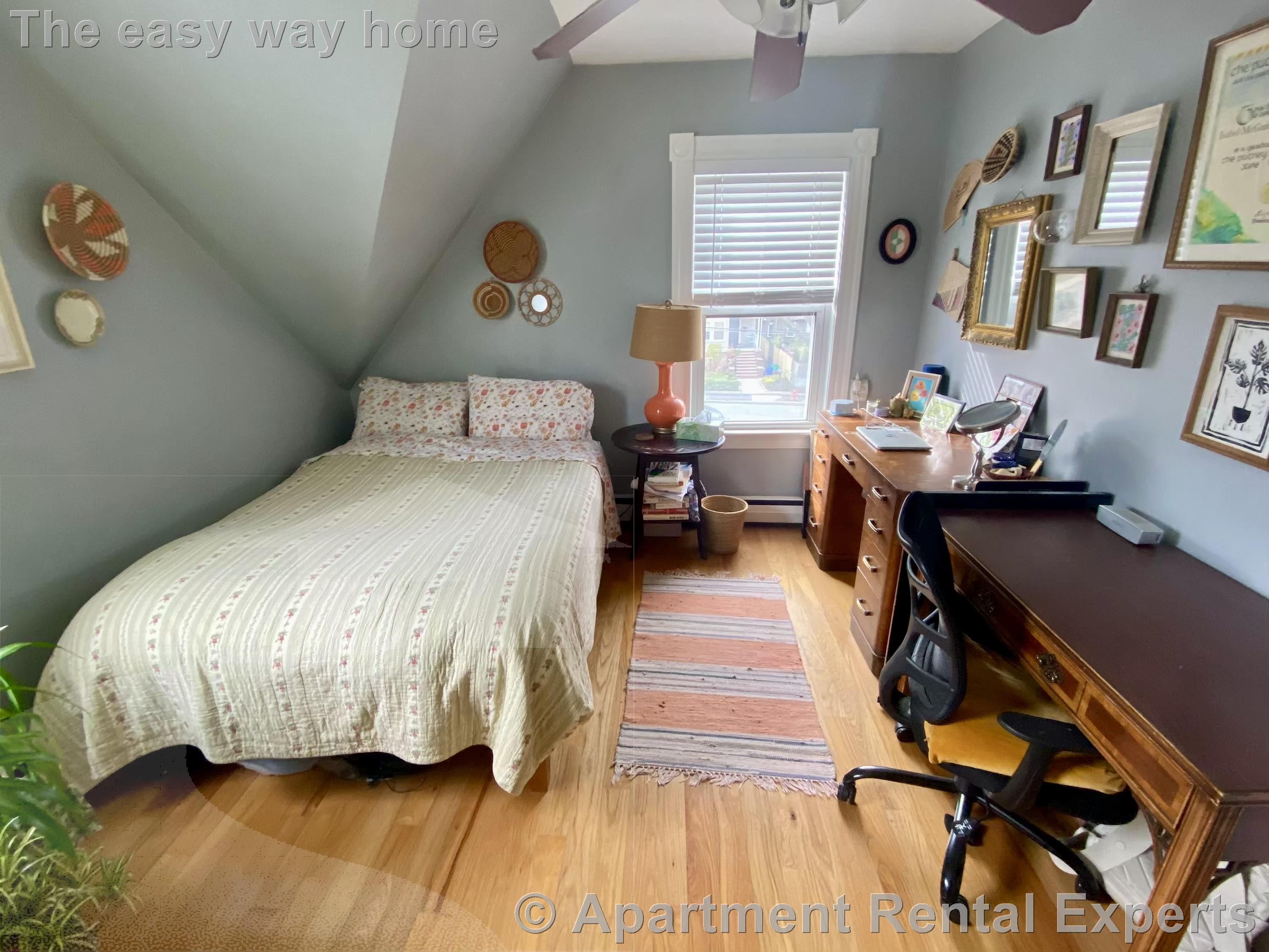 3 bed, 1 bath apartment for rent at 86 Avon St Unit 3, Spring Hill — photo 10 of 11