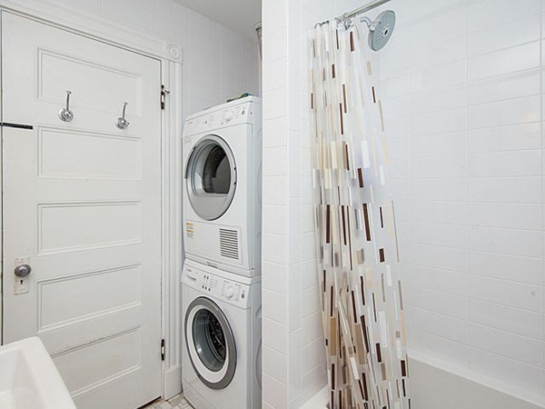 4 bed, 2 bath apartment for rent at 86 Belmont St Unit 2, Spring Hill — photo 7 of 11