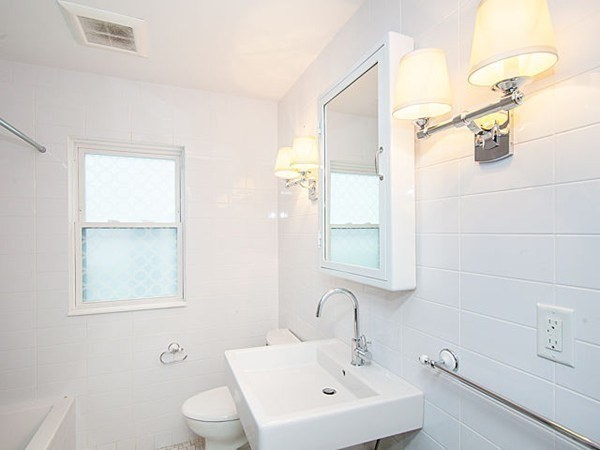 4 bed, 2 bath apartment for rent at 86 Belmont St Unit 2, Spring Hill — photo 8 of 11