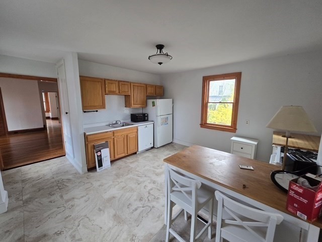 2 bed, 1 bath apartment for rent at 86 Butler St Unit 1, Dorchester — photo 3 of 13