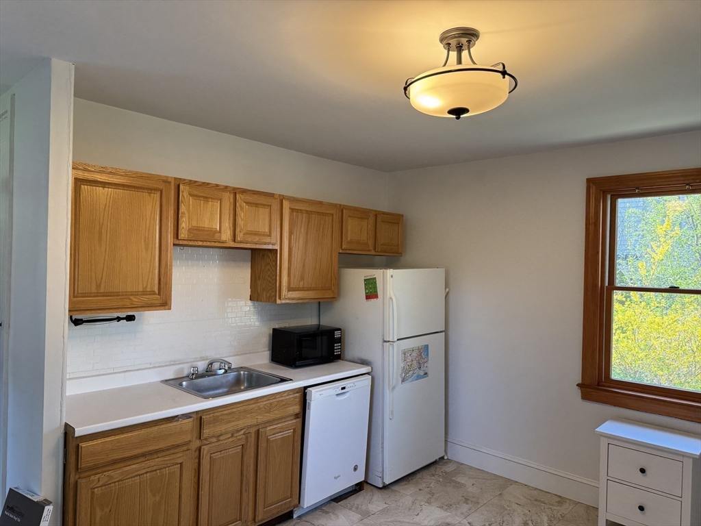 2 bed, 1 bath apartment for rent at 86 Butler St Unit 1, Dorchester — photo 2 of 13