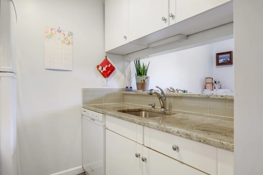 1 bed, 1 bath apartment for rent at 86 Chandler St Unit 2, South End — photo 10 of 20