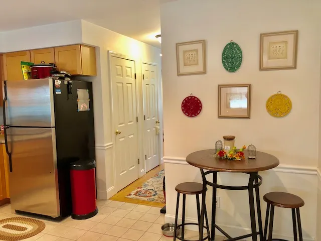 3 bed, 3 bath apartment for rent at 86 Chapel St Unit 1, Nonantum — photo 7 of 29