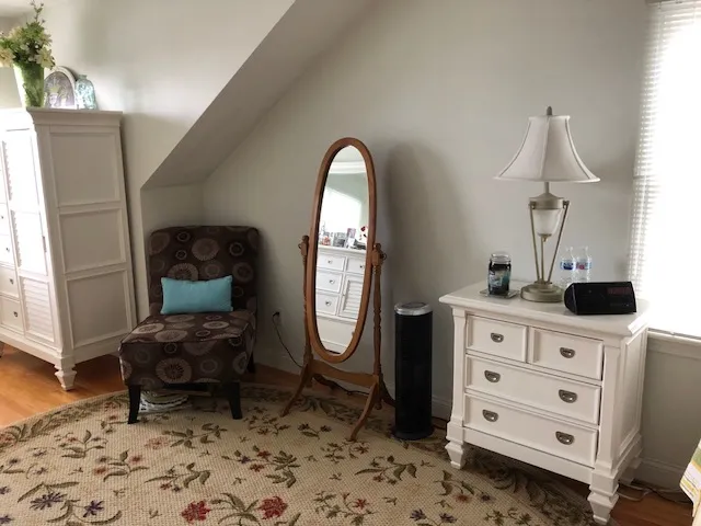 3 bed, 3 bath apartment for rent at 86 Chapel St Unit 1, Nonantum — photo 17 of 29