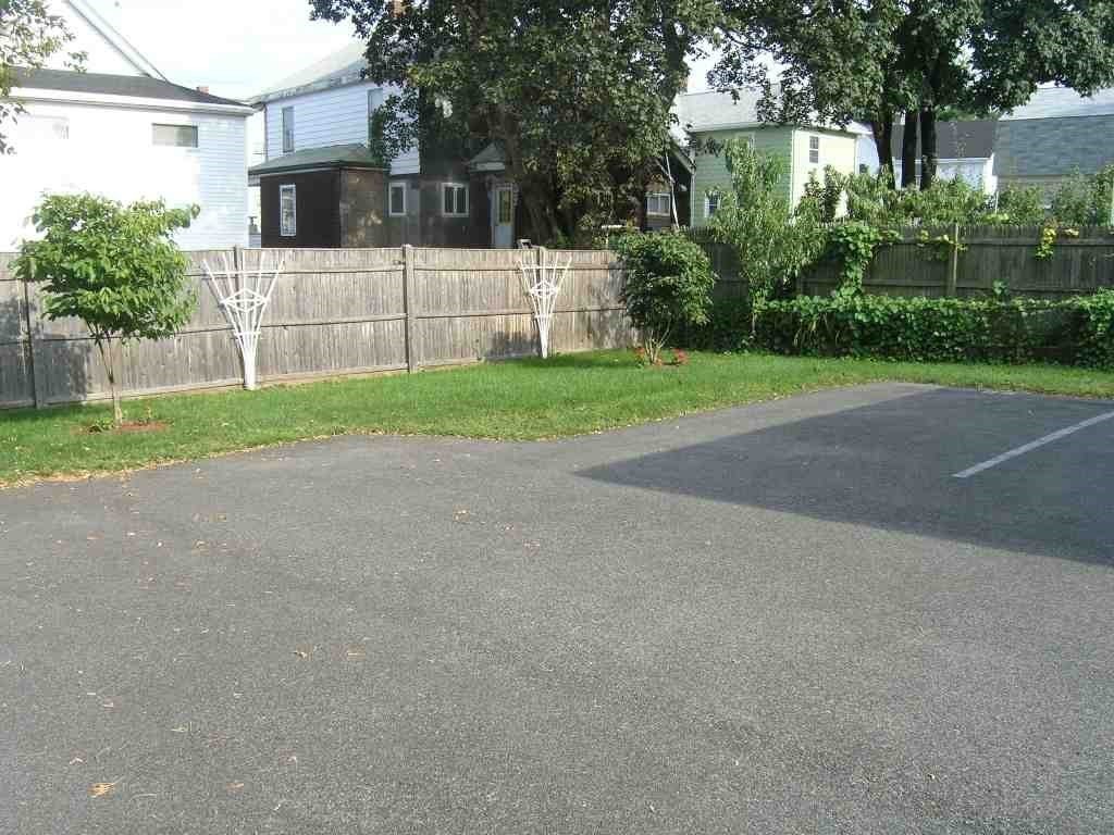 3 bed, 3 bath apartment for rent at 86 Chapel St Unit 86, Nonantum — photo 16 of 16