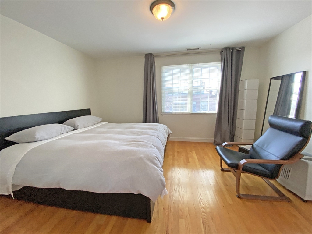 3 bed, 3 bath apartment for rent at 86 Chapel St Unit 86, Nonantum — photo 8 of 16