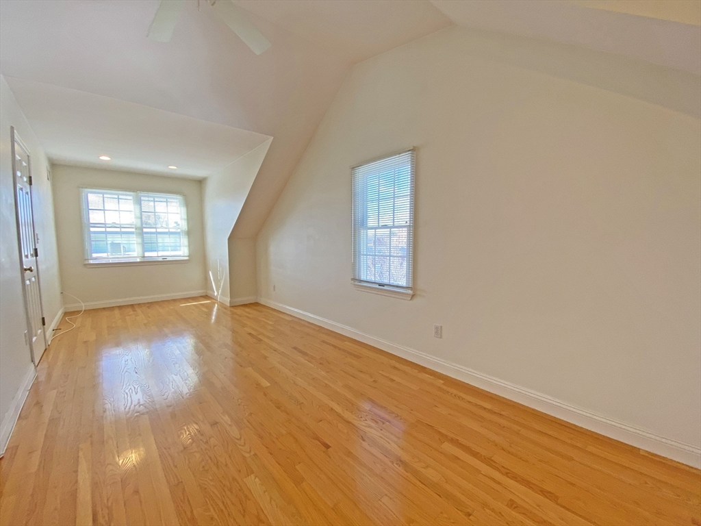 3 bed, 3 bath apartment for rent at 86 Chapel St Unit 86, Nonantum — photo 10 of 16
