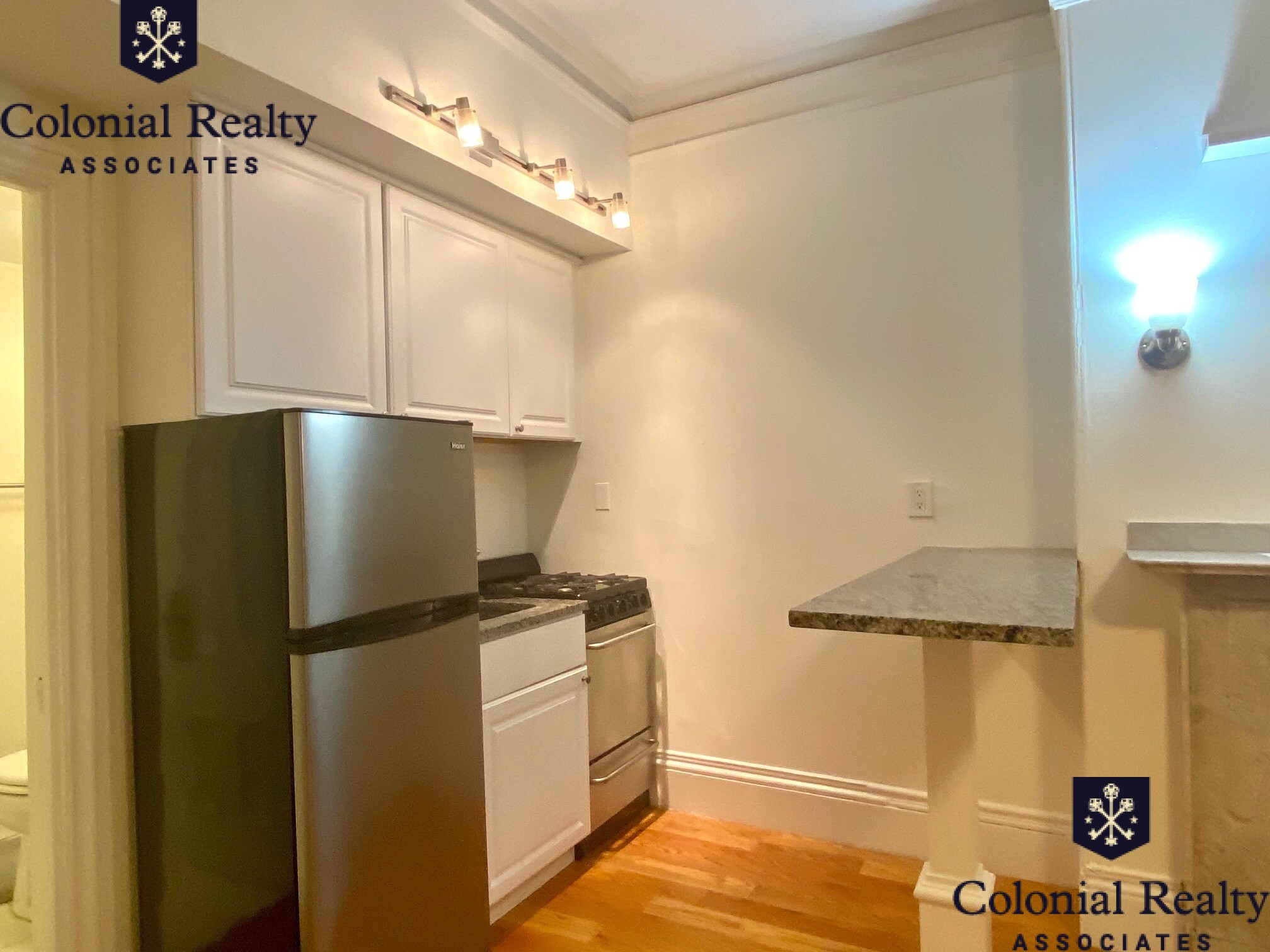 Studio bed, 1 bath apartment for rent at 86 Charles St Unit 8, Beacon Hill — photo 6 of 27