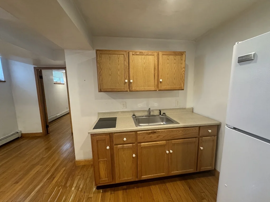 1 bed, 1 bath apartment for rent at 86 Chestnut Unit G, Brookline — photo 2 of 12