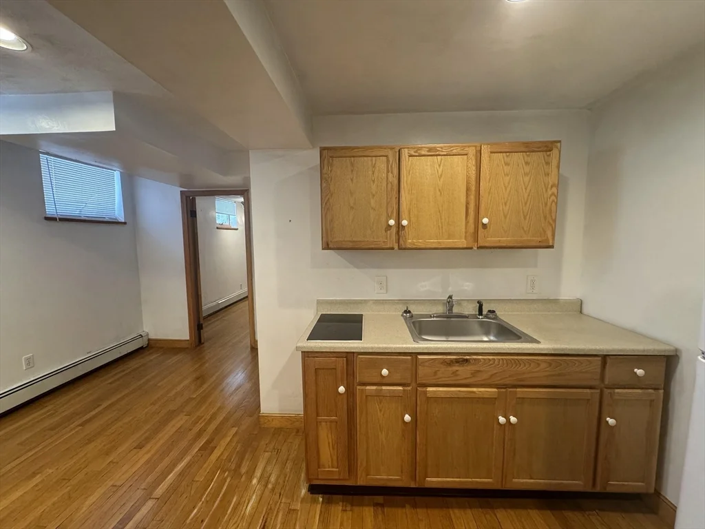1 bed, 1 bath apartment for rent at 86 Chestnut Unit G, Brookline