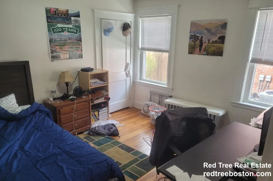 3 bed, 1 bath apartment for rent at 86 Colborne Rd Unit 1, Brighton — photo 10 of 13