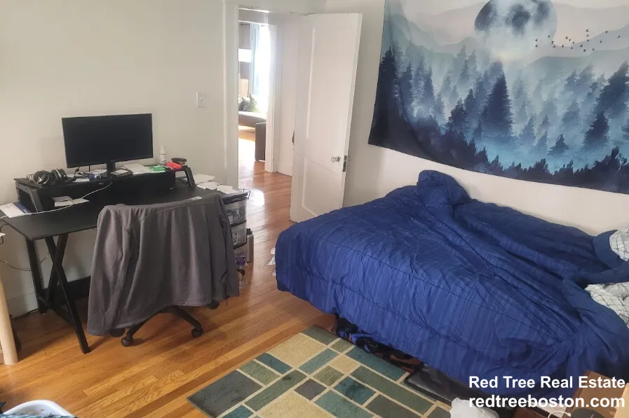 3 bed, 1 bath apartment for rent at 86 Colborne Rd Unit 1, Brighton — photo 11 of 13