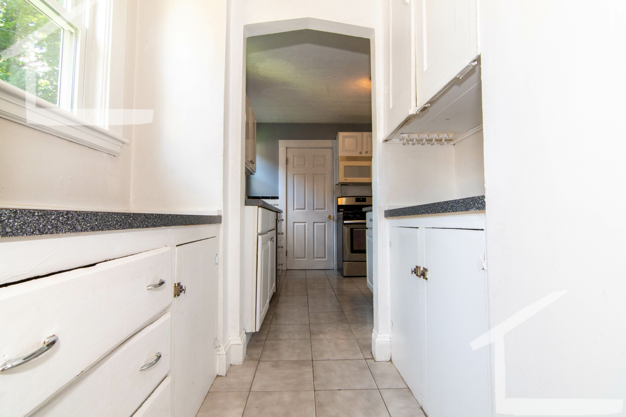 3 bed, 1 bath apartment for rent at 86 Colborne Rd Unit 3, Brighton — photo 31 of 33