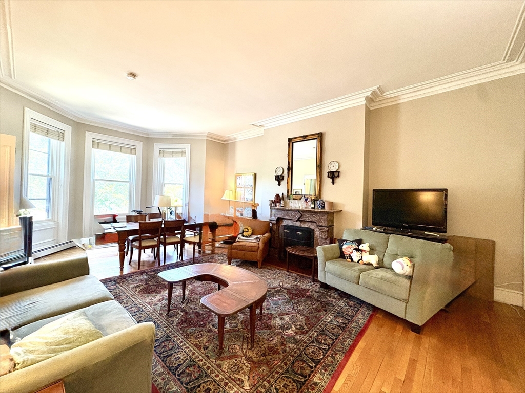1 bed, 1 bath apartment for rent at 86 Commonwealth Ave Unit 2F, Back Bay — photo 4 of 18