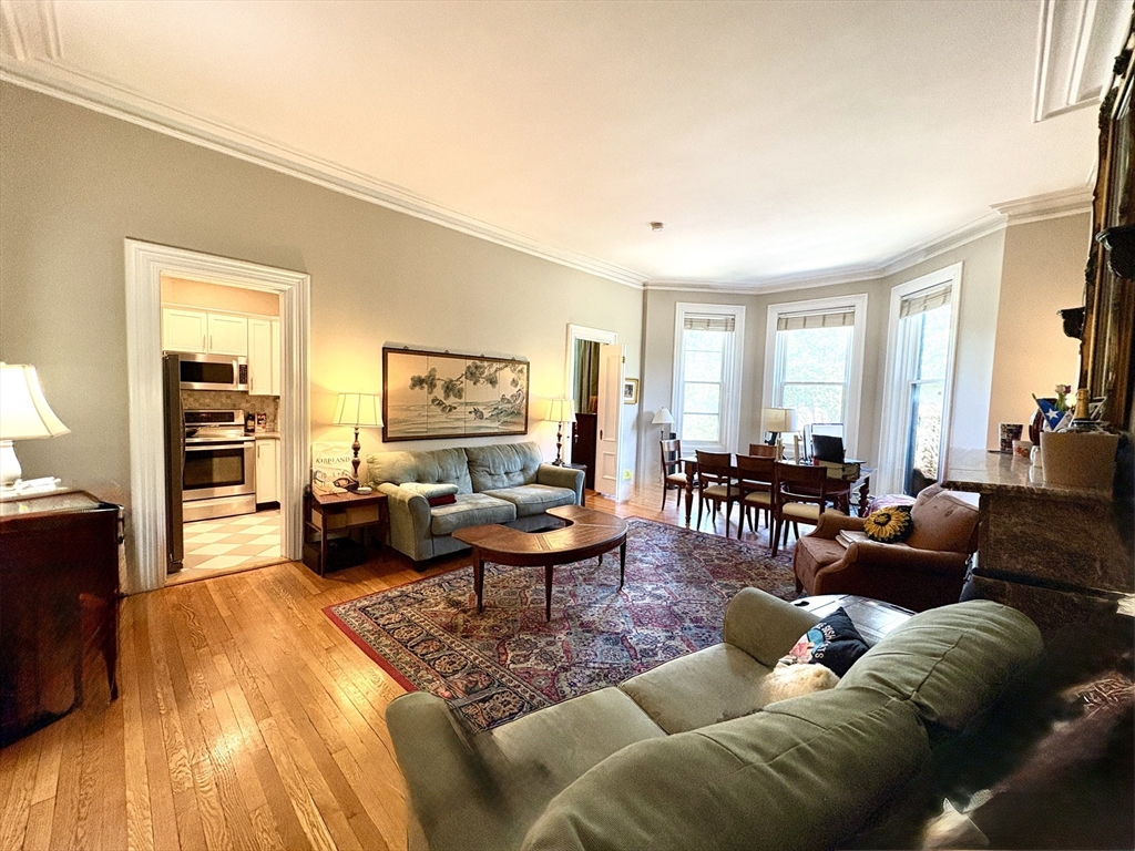 1 bed, 1 bath apartment for rent at 86 Commonwealth Ave Unit 2F, Back Bay — photo 3 of 18