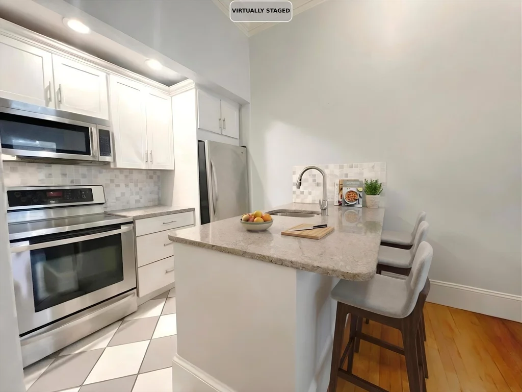 1 bed, 1 bath apartment for rent at 86 Commonwealth Ave Unit 2R, Back Bay — photo 8 of 19