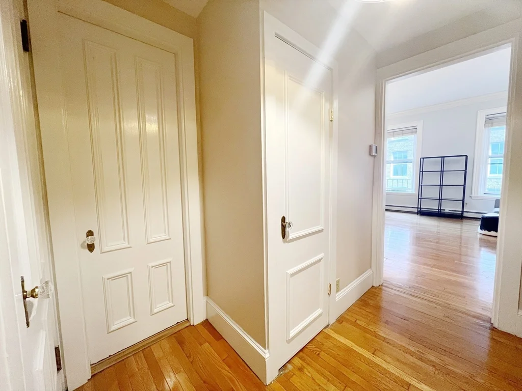1 bed, 1 bath apartment for rent at 86 Commonwealth Ave Unit 2R, Back Bay — photo 4 of 19