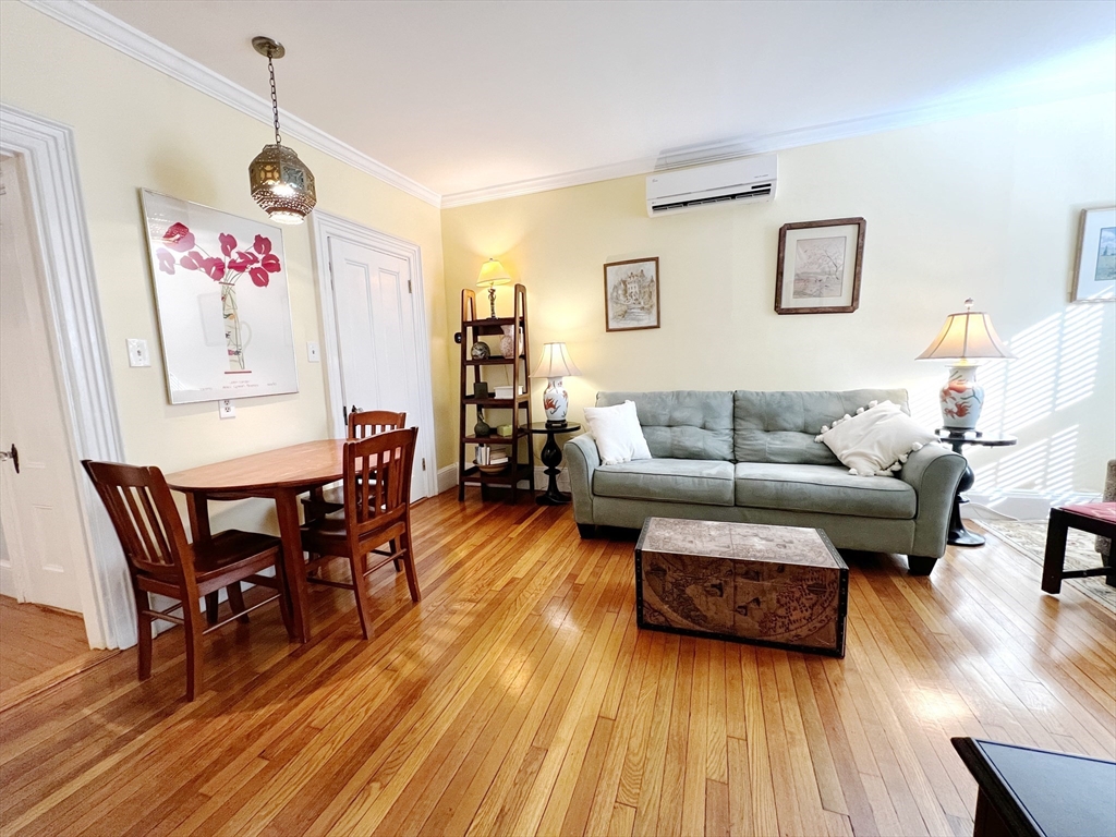 1 bed, 1 bath apartment for rent at 86 Commonwealth Ave Unit GB, Back Bay — photo 4 of 15