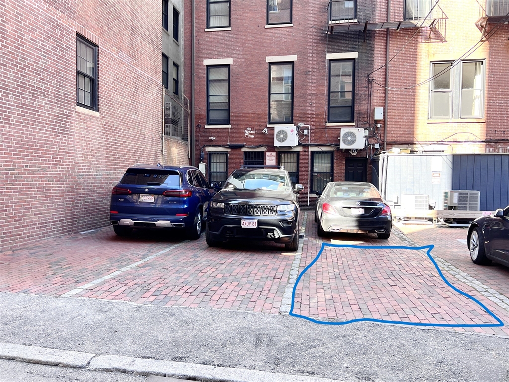1 bed, 1 bath apartment for rent at 86 Commonwealth Ave Unit GB, Back Bay — photo 15 of 15