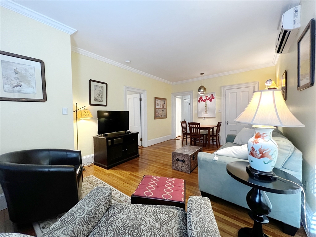 1 bed, 1 bath apartment for rent at 86 Commonwealth Ave Unit GB, Back Bay — photo 6 of 15