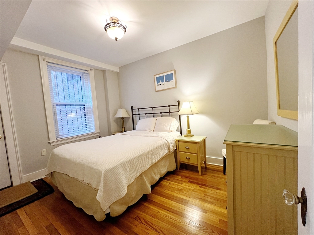 1 bed, 1 bath apartment for rent at 86 Commonwealth Ave Unit GB, Back Bay — photo 10 of 15