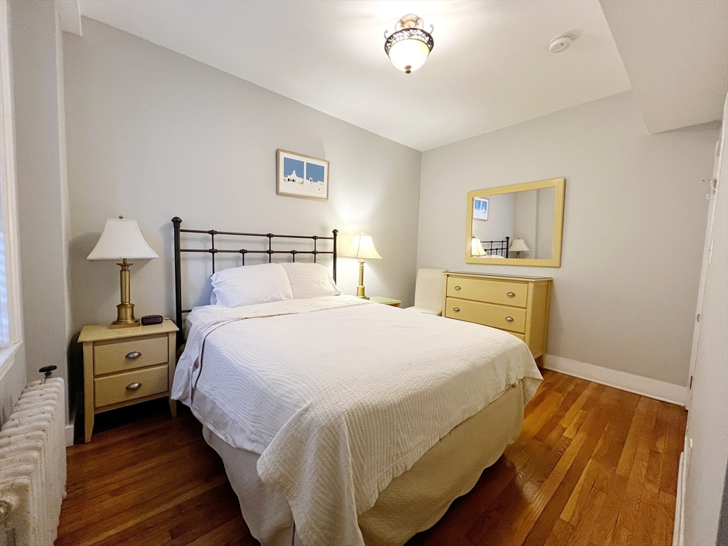 1 bed, 1 bath apartment for rent at 86 Commonwealth Ave Unit GB, Back Bay — photo 9 of 15