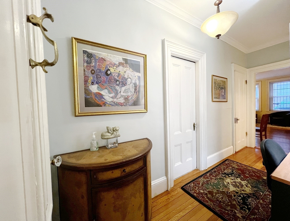 1 bed, 1 bath apartment for rent at 86 Commonwealth Ave Unit GB, Back Bay — photo 2 of 15