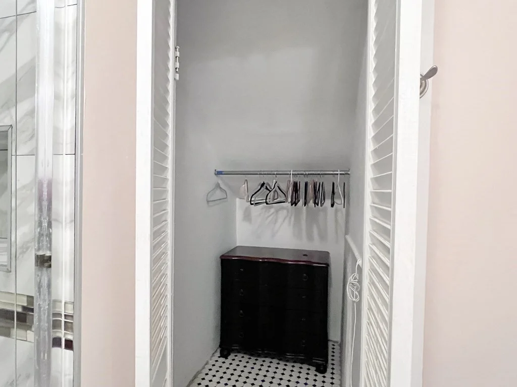 Studio bed, 1 bath apartment for rent at 86 Commonwealth Ave Unit GF, Back Bay — photo 14 of 15