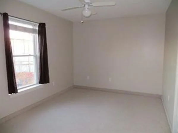 2 bed, 1 bath apartment for rent at 86 E Howard St Unit 104, Quincy — photo 10 of 31