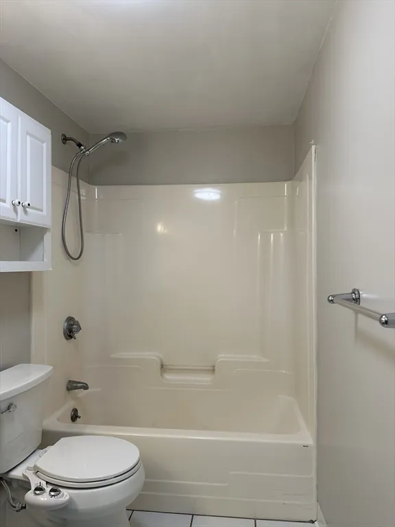 2 bed, 1 bath apartment for rent at 86 E Howard St Unit 104, Quincy — photo 29 of 31