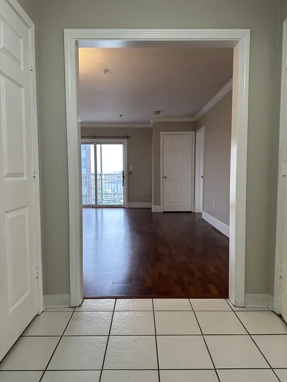 2 bed, 1 bath apartment for rent at 86 E Howard St Unit 104, Quincy — photo 2 of 31