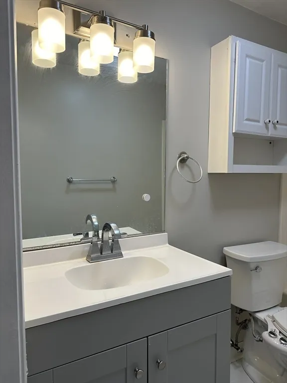 2 bed, 1 bath apartment for rent at 86 E Howard St Unit 104, Quincy — photo 30 of 31