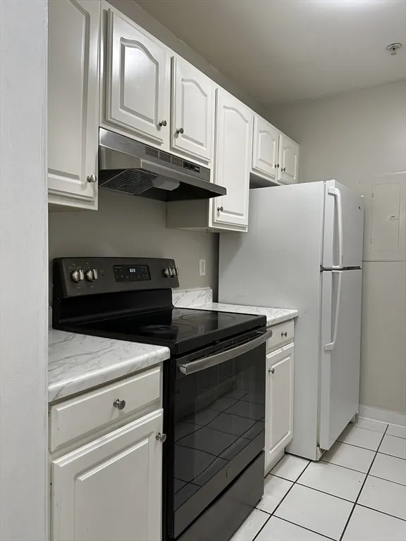 2 bed, 1 bath apartment for rent at 86 E Howard St Unit 104, Quincy — photo 7 of 31
