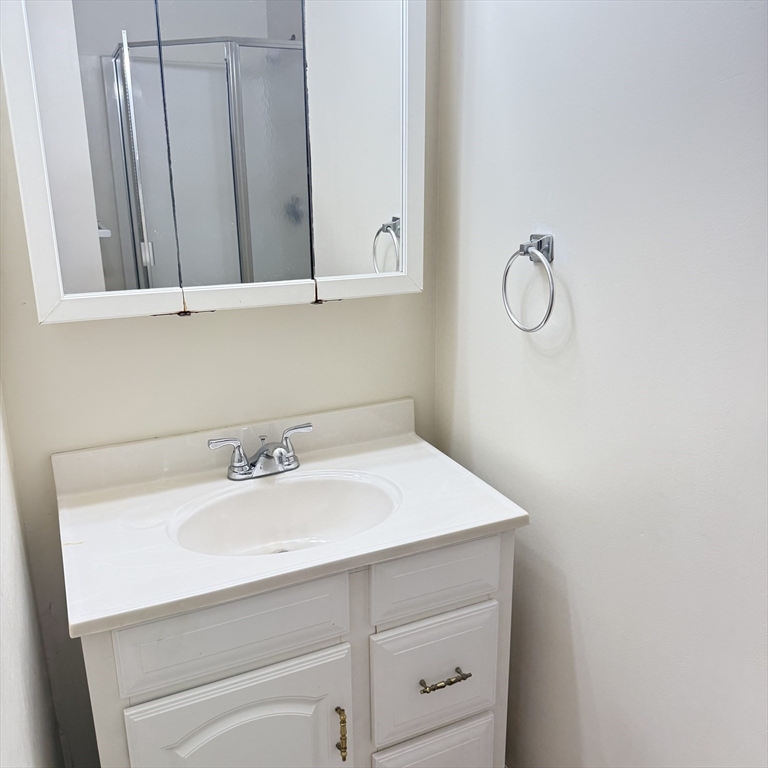 1 bed, 1 bath apartment for rent at 86 Ellery St Unit 5B, Mid-Cambridge — photo 3 of 6