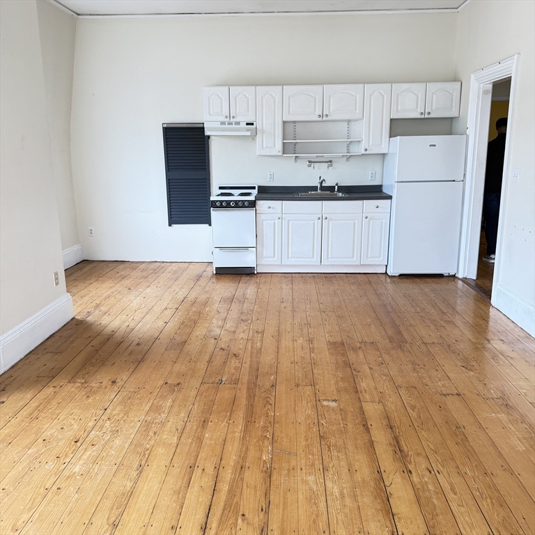1 bed, 1 bath apartment for rent at 86 Ellery St Unit 6, Mid-Cambridge — photo 2 of 8