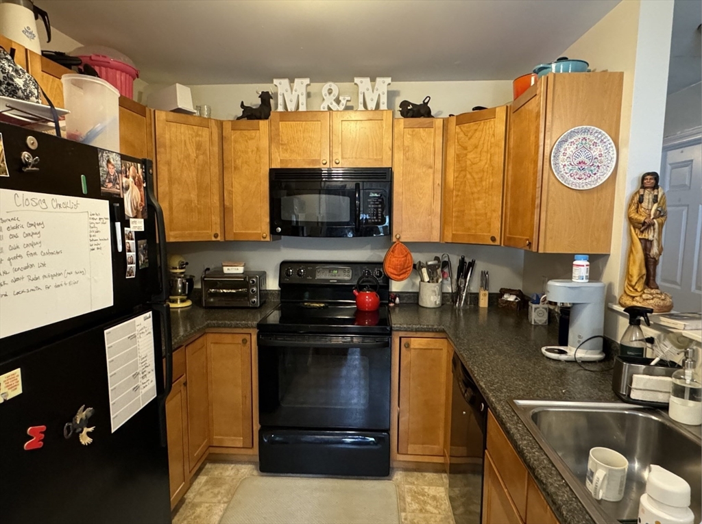 2 bed, 1 bath apartment for rent at 86 Endicott St Unit A, Peabody