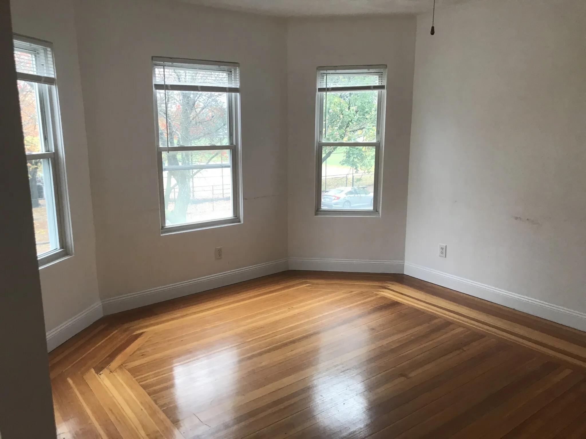 4 bed, 2 bath apartment for rent at 86 Fellsway Unit 3, Ten Hills — photo 11 of 12