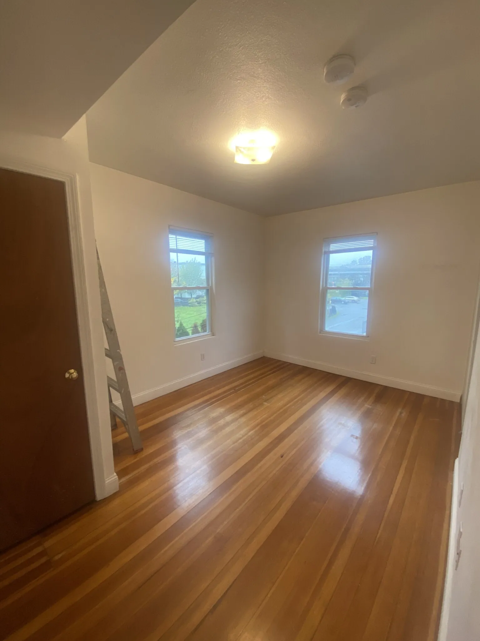 4 bed, 2 bath apartment for rent at 86 Fellsway Unit 3, Ten Hills — photo 9 of 12