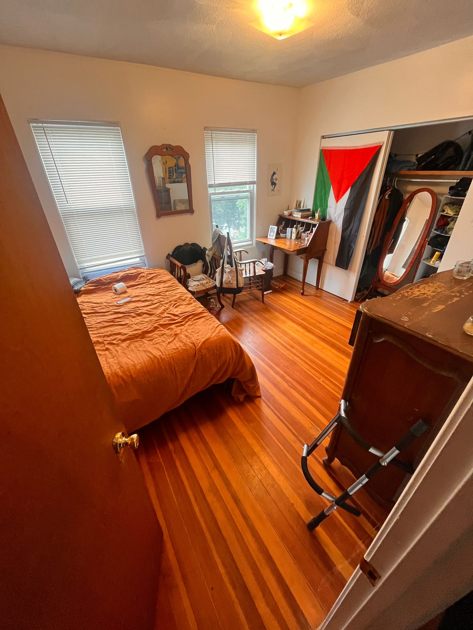 4 bed, 2 bath apartment for rent at 86 Fellsway West Unit 3, Assembly Square — photo 6 of 10