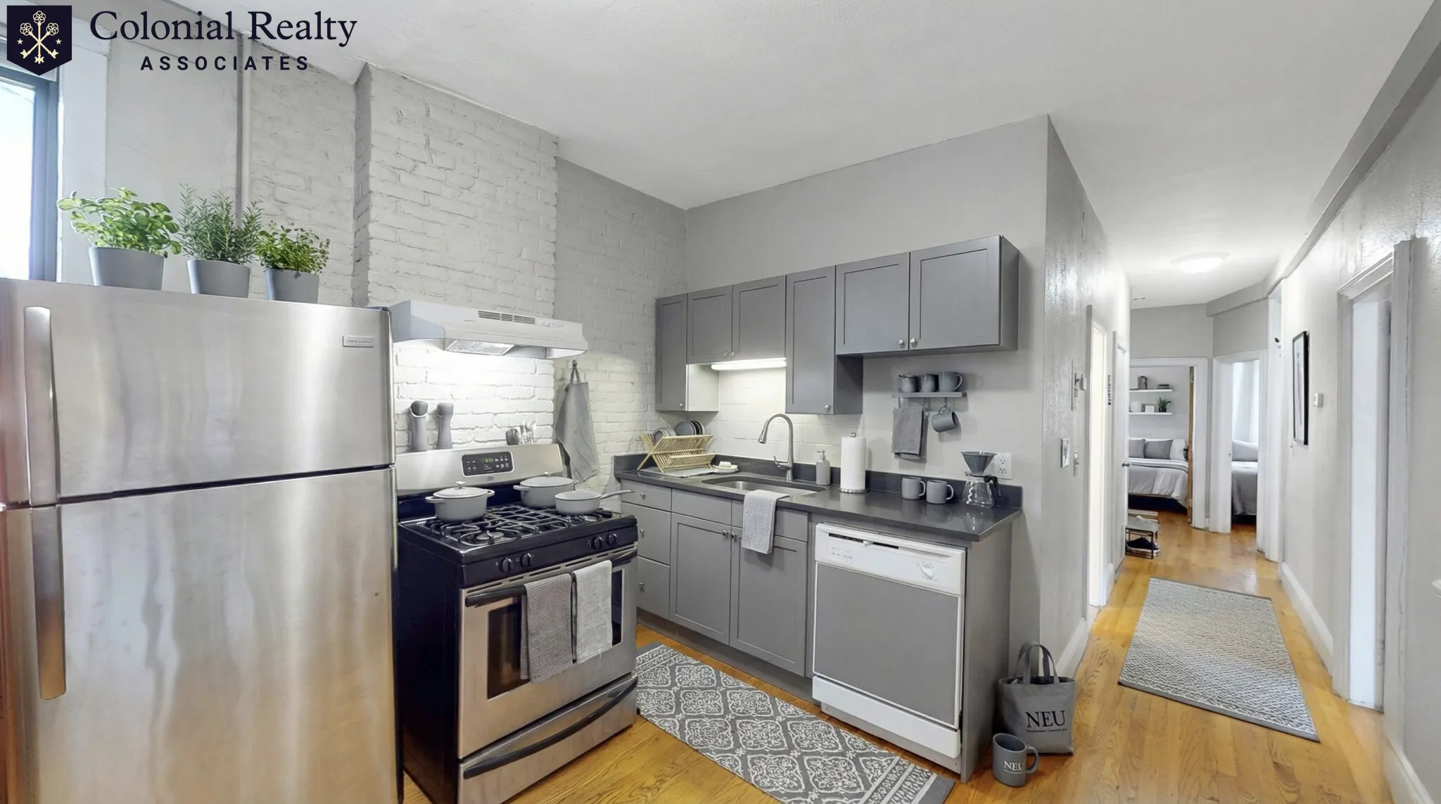 3 bed, 1 bath apartment for rent at 86 Hammond St Unit 2, Roxbury — photo 2 of 25