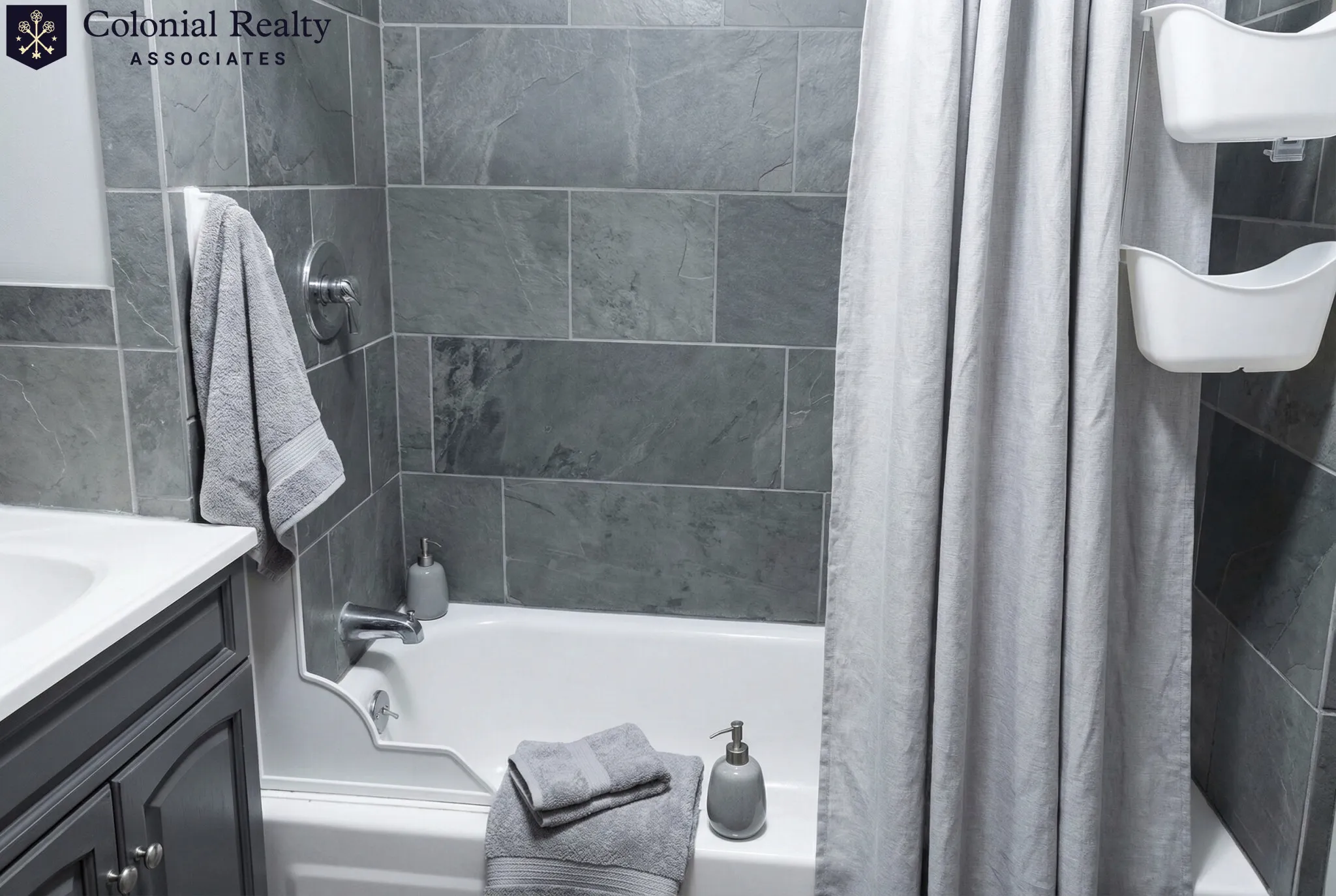 3 bed, 1 bath apartment for rent at 86 Hammond St Unit 3, Roxbury — photo 4 of 28