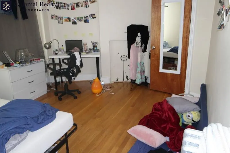 3 bed, 1 bath apartment for rent at 86 Hammond St Unit 3, Roxbury — photo 10 of 28