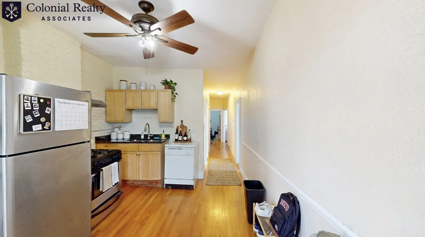 3 bed, 1 bath apartment for rent at 86 Hammond St Unit 6, Roxbury — photo 7 of 24