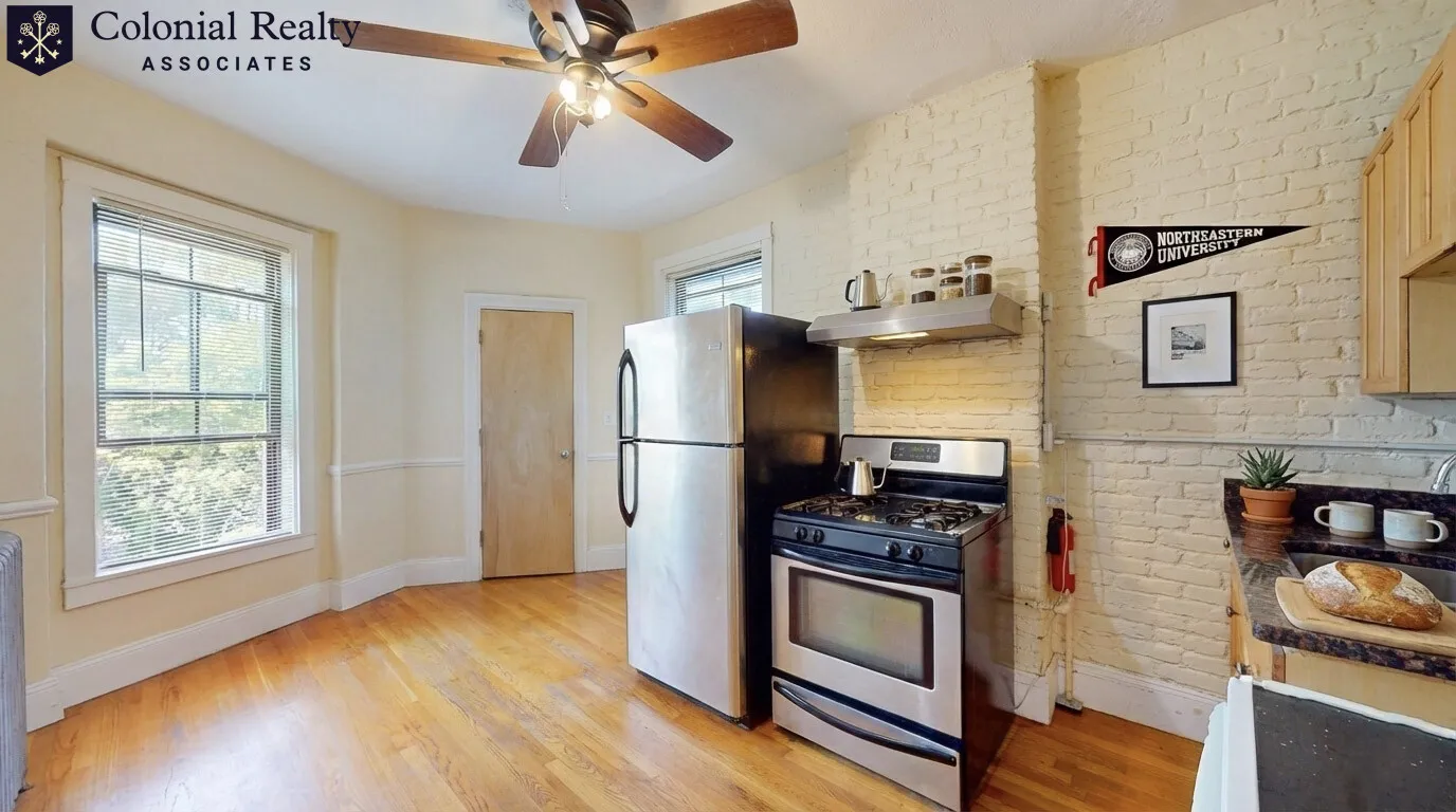 3 bed, 1 bath apartment for rent at 86 Hammond St Unit 6, Roxbury — photo 2 of 24