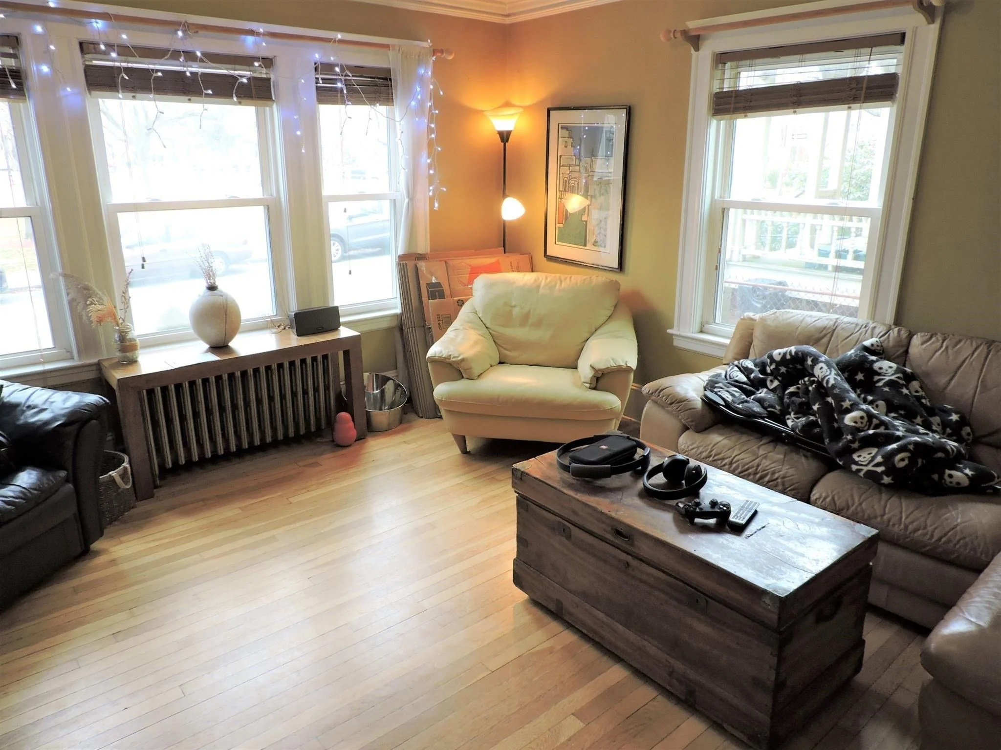 3 bed, 2 bath apartment for rent at 86 Henry St Unit 1, Cambridgeport — photo 5 of 16