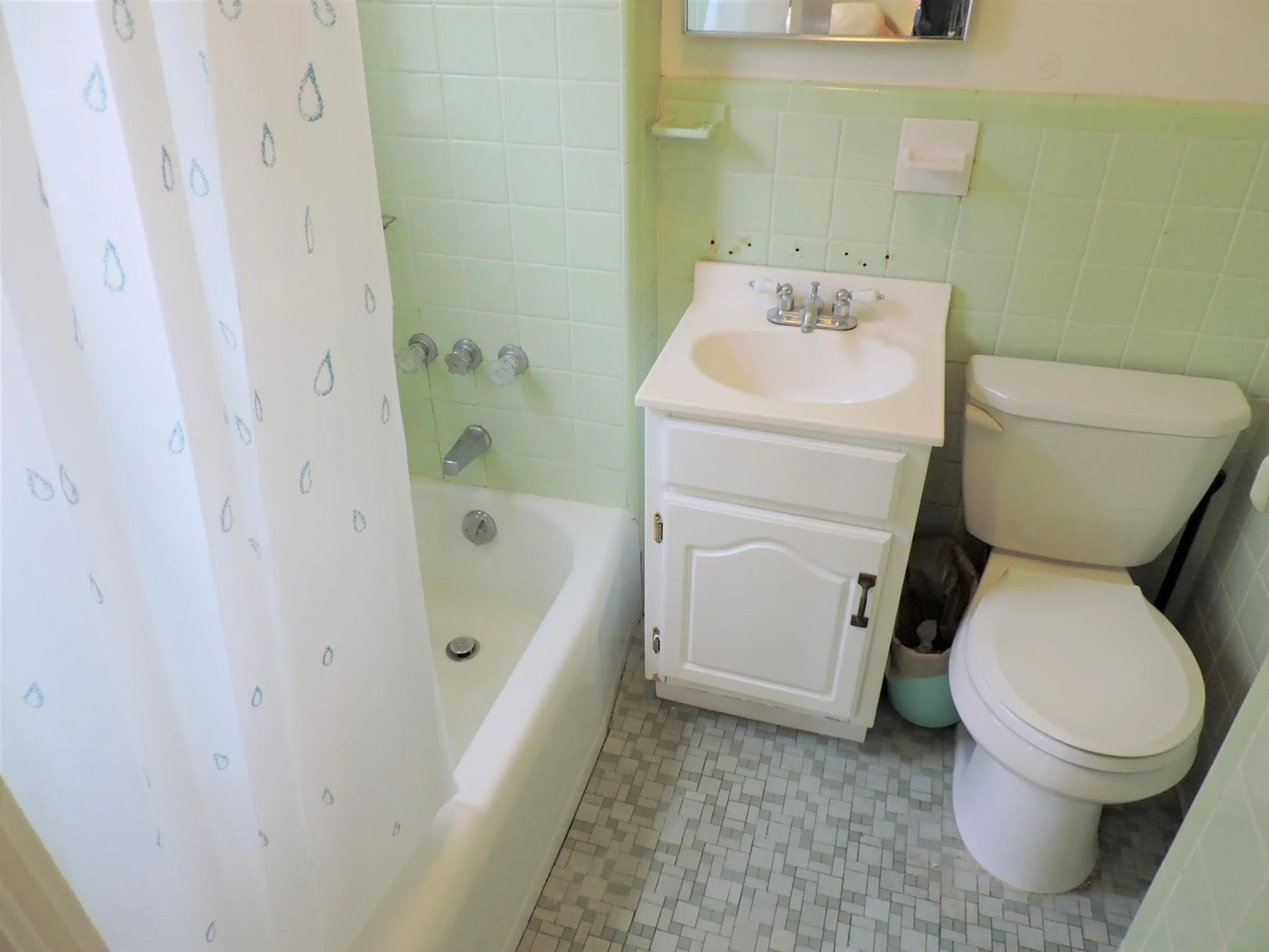 3 bed, 2 bath apartment for rent at 86 Henry St Unit 1, Cambridgeport — photo 11 of 16