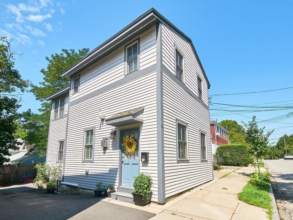 3 bed, 2 bath apartment for rent at 86 High St Unit 86, Newton — photo 1 of 12