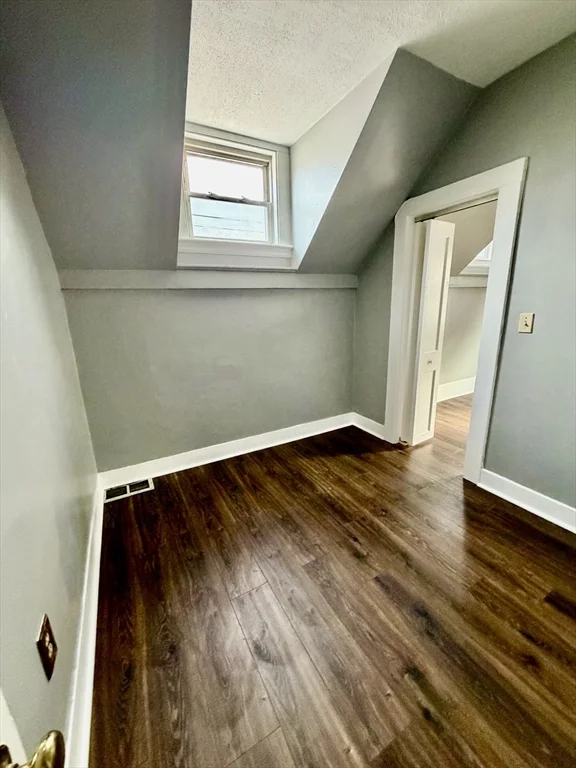 3 bed, 1 bath apartment for rent at 86 Maplewood Ave Unit 2, Gloucester — photo 21 of 21