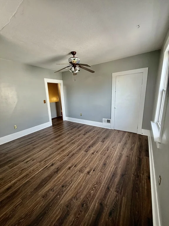 3 bed, 1 bath apartment for rent at 86 Maplewood Ave Unit 2, Gloucester — photo 7 of 21