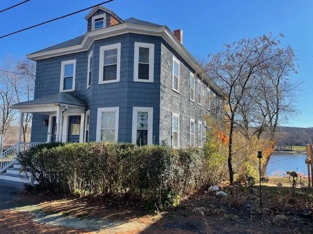 3 bed, 1 bath apartment for rent at 86 Margin St Unit 2, Haverhill — photo 2 of 22